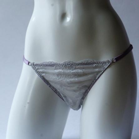 ストリングタンガ
カスミ