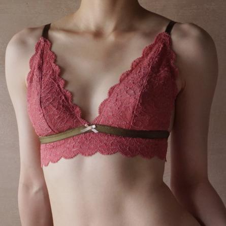 【在庫僅か】
ノンワイヤーロングブラ
ハンター
M/L展開