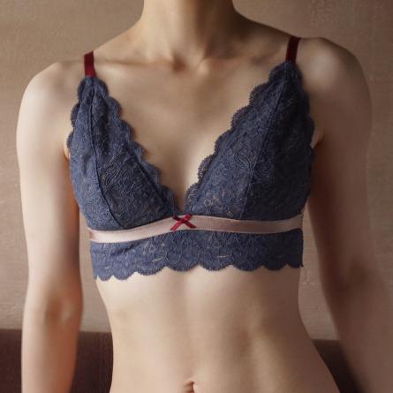 〈last one〉
ノンワイヤーロングブラ
カジュアルギフト
M/L展開