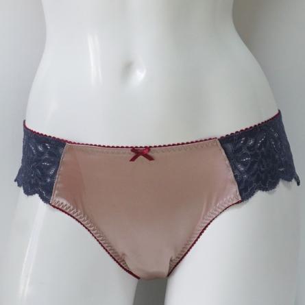 【在庫僅か】
レギュラーショーツ
カジュアルギフト
M/L展開