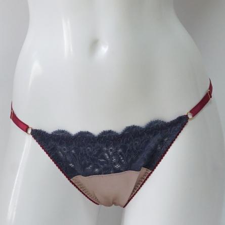 ストリングタンガ
カジュアルギフト