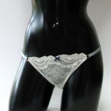 ストリングタンガ
イヌソン