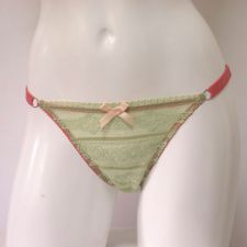 〈last one〉
スリングタンガ
モエギ